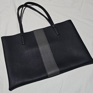 NWOT Vince Camuto BAG H12 L17.5